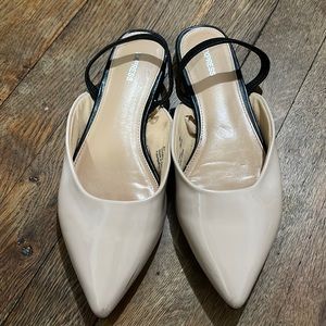 Point Toe Slingback flats